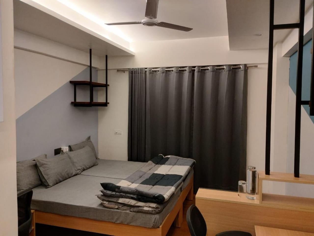 Ivy League House, Pyramid Residency Hostel Ню Делхи Екстериор снимка